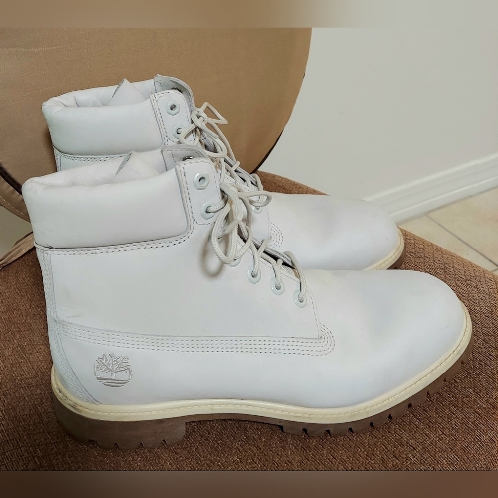 Timberland Boots, Size 10.5, Nubuck Leather, Cloudโ Gray, Lace-Up - Picture 9 of 10
